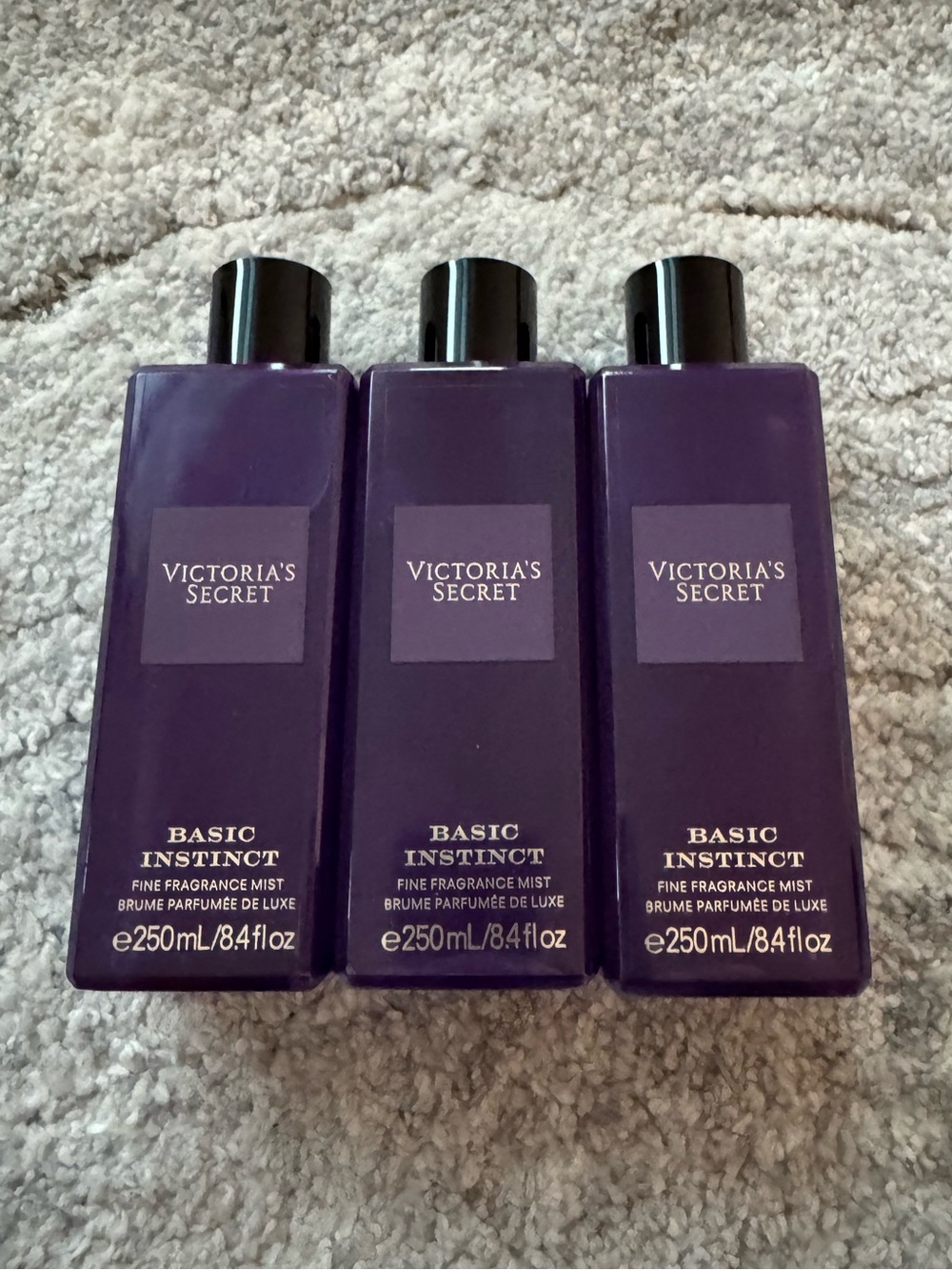 Victoria Secret- basic instinct fine fragrance mist
